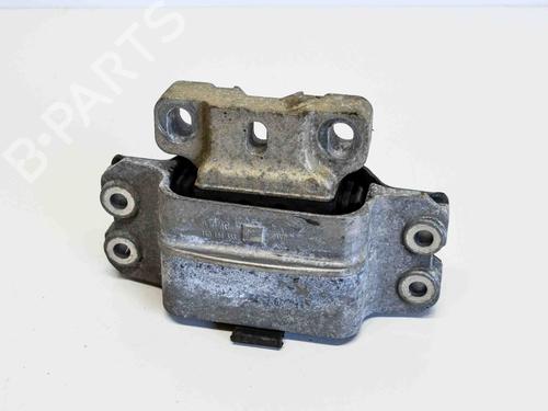 Used Engine mount SKODA OCTAVIA II (1Z3) 1.8 TSI (160 hp) 6492235