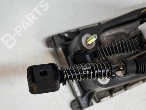 Gear lever AUDI A1 (8X1, 8XK) 1.2 TFSI | BP6495101M90 