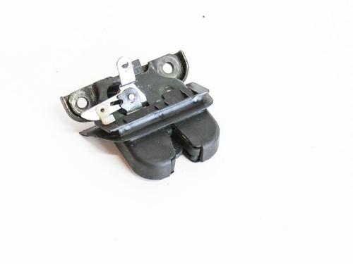 Tailgate lock VW GOLF PLUS V (5M1, 521) 1.6 FSI (115 hp) 6489391