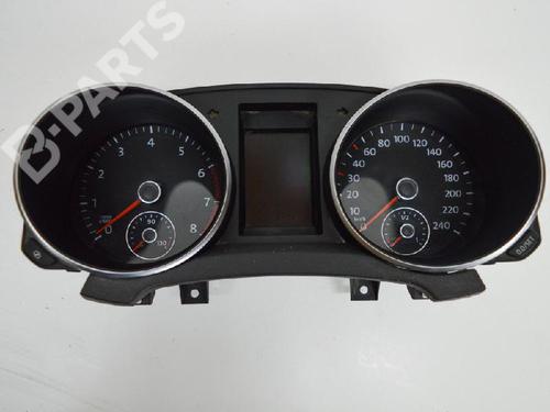 Used Instrument cluster VW GOLF VI (5K1) 1.8 TSI (160 hp) 7912463