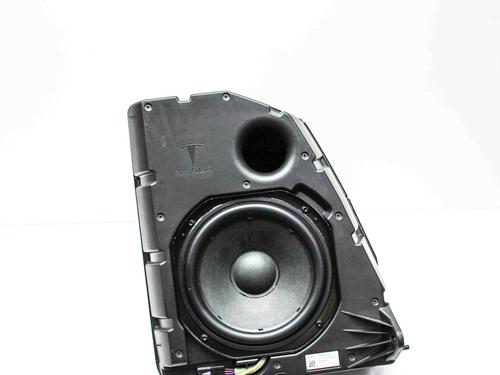 Used Electronic module TESLA MODEL Y (5YJY) EV Performance All-wheel Drive (534 hp) 28823012