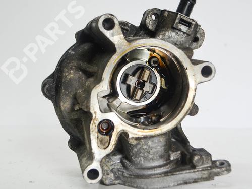 Used Vacuum pump SKODA OCTAVIA II Combi (1Z5) 1.8 TSI 4x4 (160 hp) 6484444