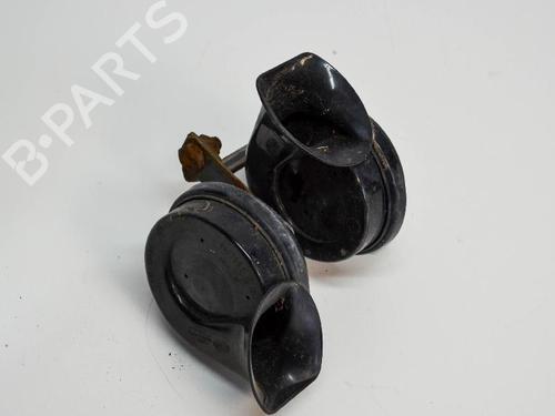Used Horn VW POLO (9N_, 9A_) 1.4 TDI (75 hp) 14688918