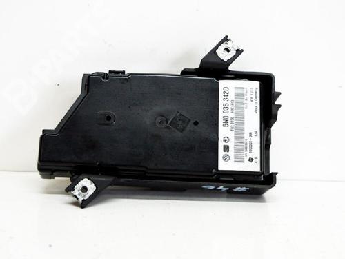 Used Control unit VW POLO V (6R1, 6C1) 1.2 (70 hp) 6487659