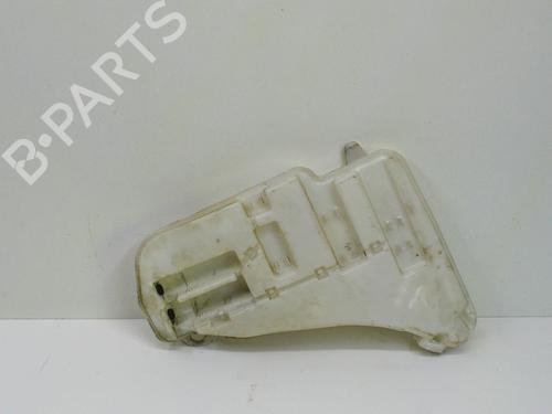 Réservoir lave-glace BMW 5 Touring (F11) 530 d (245 hp) 13247286