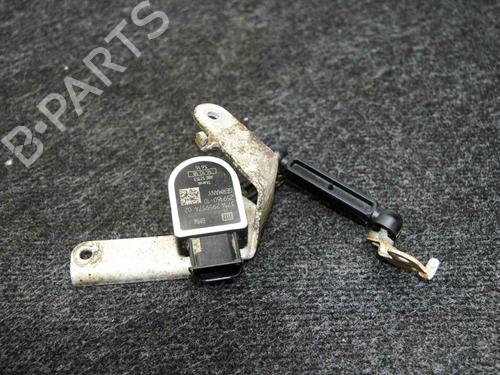 Used Electronic sensor BMW 5 (G30, F90) 530 e Plug-in Hybrid (252 hp) 16196104