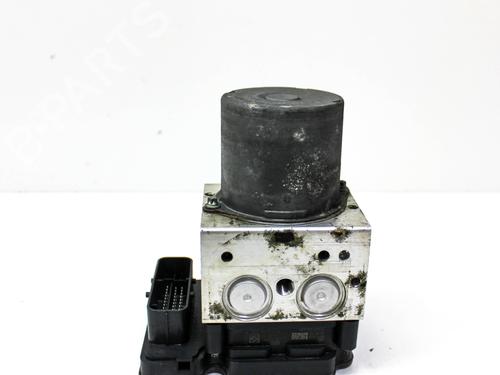 Used ABS pump BMW X5 (F15, F85) xDrive 50 i (449 hp) 22847957