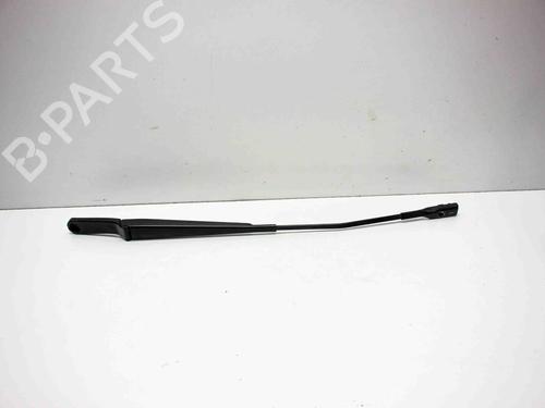 Used Front windshield wiper arm AUDI Q3 (8UB, 8UG) 2.0 TFSI quattro (200 hp) 28823330