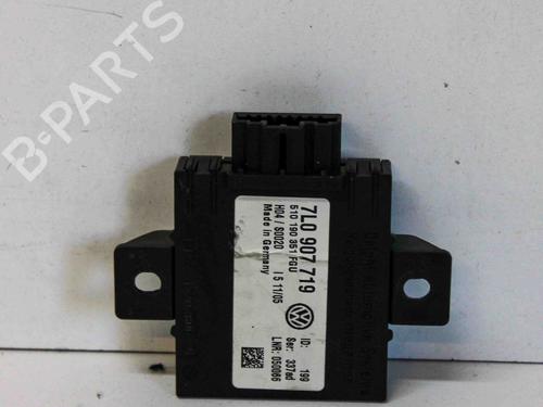 Elektronisk modul VW PHAETON (3D1, 3D2, 3D3, 3D4, 3D6, 3D7, 3D8, 3D9) 3.0 V6 TDI 4motion | BP14677355M83