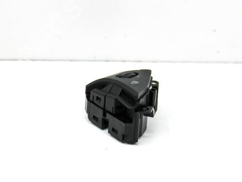 Switch TESLA MODEL S (5YJS) 70D AWD | BP26512922I30 