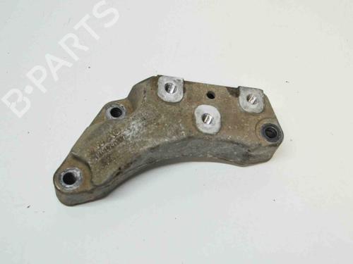 Used Support VW PASSAT B7 Variant (365) 2.0 TDI (170 hp) 14669640