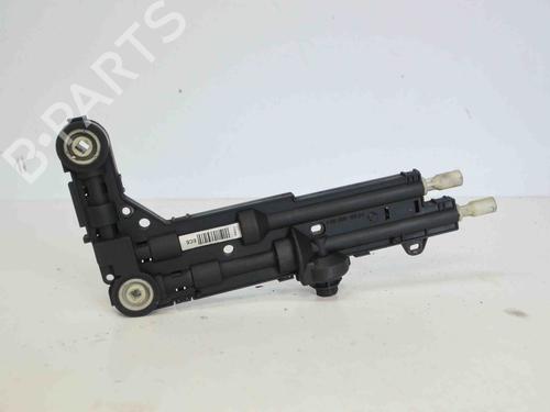 Used Right headlight VW PHAETON (3D1, 3D2, 3D3, 3D4, 3D6, 3D7, 3D8, 3D9) 3.0 V6 TDI 4motion (224 hp) 10300059