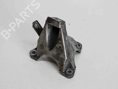 Used Support AUDI A4 B6 Avant (8E5) 2.5 TDI (155 hp) 14686701