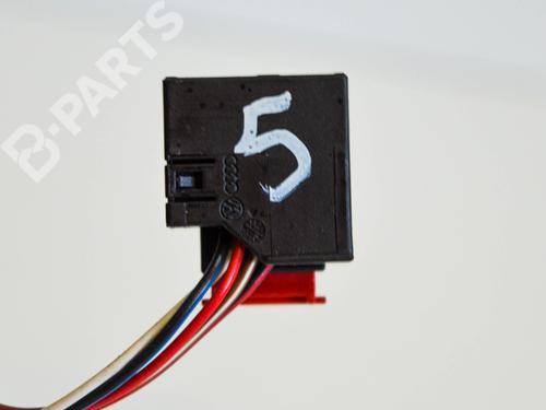 Right mirror AUDI A3 (8P1) 2.0 TDI | BP10222437C27 