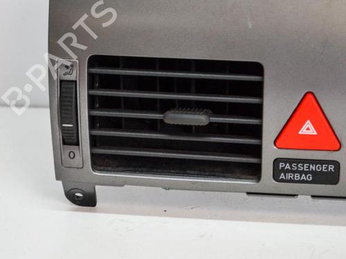 Air vent VW TOURAN (1T1, 1T2) 2.0 TDI | BP14690581I21 
