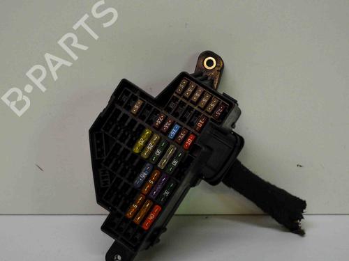 Used Fuse box SKODA SUPERB II (3T4) 1.6 TDI (105 hp) 10222539