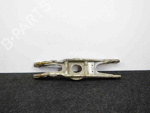 Used Right rear suspension arm Right rear suspension arm MERCEDES-BENZ C-CLASS T-Model (S205) C 350 e (205.247) (211 hp) 16274038 16274038