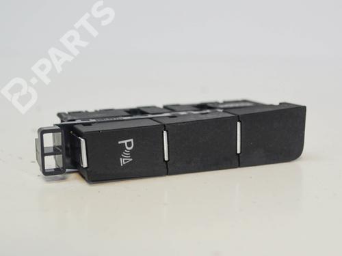 Used Switch VW GOLF VII (5G1, BQ1, BE1, BE2) 1.0 TSI (115 hp) 6484303