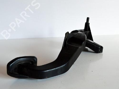 Used Clutch pedal AUDI A6 C6 Avant (4F5) 2.0 TDI (136 hp) 14684876