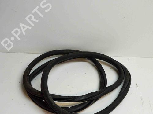 Borracha vedante da porta VW TOURAN (1T3) 1.6 TDI (105 hp) 14675701