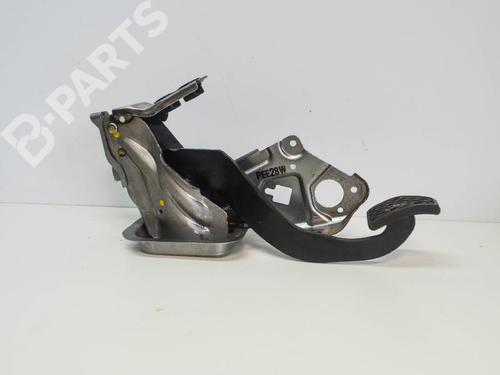 Break pedal NISSAN JUKE (F15) 1.5 dCi PEE28W|1KE0A
