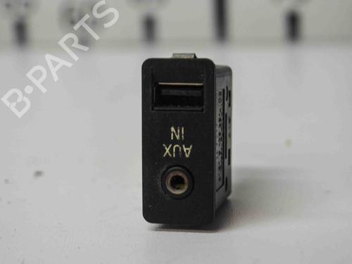 Used Electronic module BMW 5 Touring (F11) 520 d (184 hp) 7741406