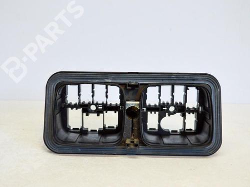 Used Fuse box VW POLO (9N_, 9A_) 1.4 TDI (80 hp) 6490128