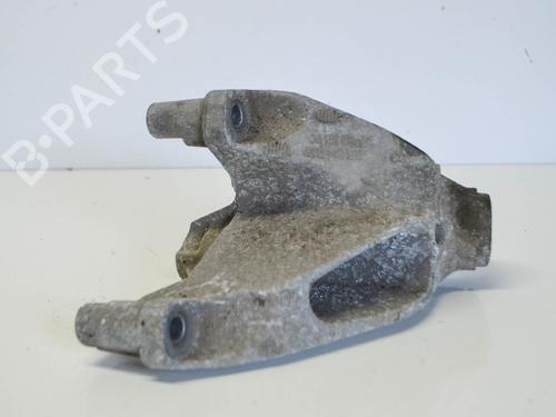 Used Gearbox mount AUDI A4 B8 (8K2) 2.0 TDI (143 hp) 14671057