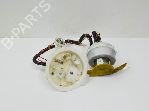 Used Fuel pump BMW 5 (F10) 535 i (326 hp) 16020545