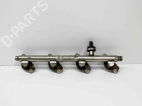 Used Injection rail MERCEDES-BENZ CLA Coupe (C117) CLA 250 (117.344) (211 hp) 19747057