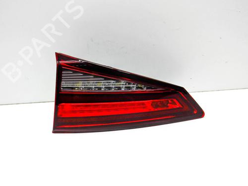 Used Right tailgate light SEAT ATECA (KH7, KHP) 1.5 TSI (150 hp) 28822648