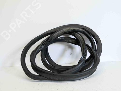 other-vw-golf-vii-5g1-bq1-be1-be2-16-tdi-5g6827705b-2012-2013-2014-2015-2016-2017-2018-2019-2020-2021-14691770 main image