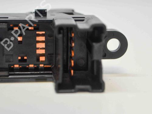 Right rear window switch NISSAN JUKE (F15) 1.5 dCi | BP6482594I28