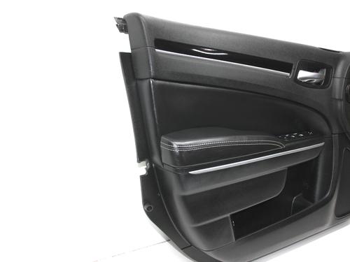 Forreste venstre beklædning CHRYSLER 300C (LX) 3.6 | BP38038236C58 - Image 3