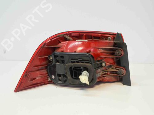 Right taillight VW PASSAT B7 Variant (365) 2.0 TDI | BP7741104C35
