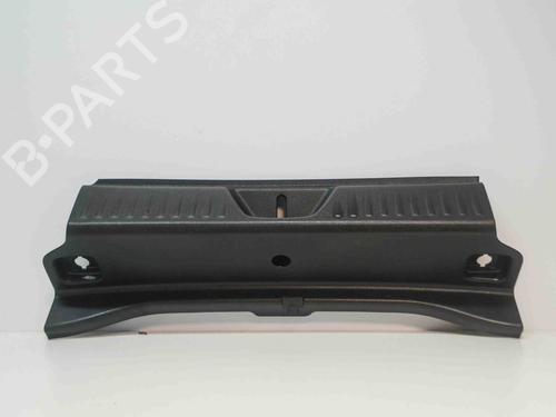 Used Tailgate trim MERCEDES-BENZ A-CLASS (W176) A 180 CDI / d (176.012) (109 hp) 14670132