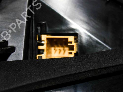 Lampa tylna klapy bagażnika lewa AUDI Q3 (F3B) 35 TFSI | BP28821975C79 