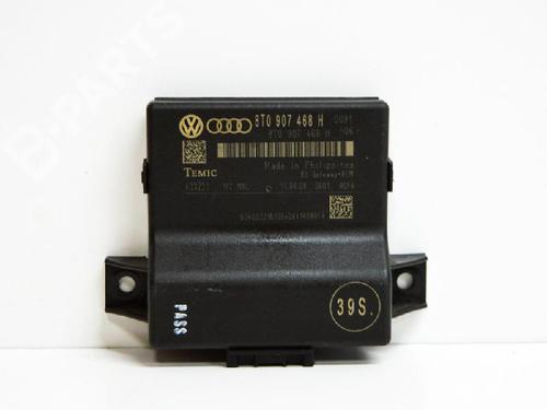 Used Electronic module AUDI A4 B8 (8K2) 2.0 TDI (170 hp) 8852486