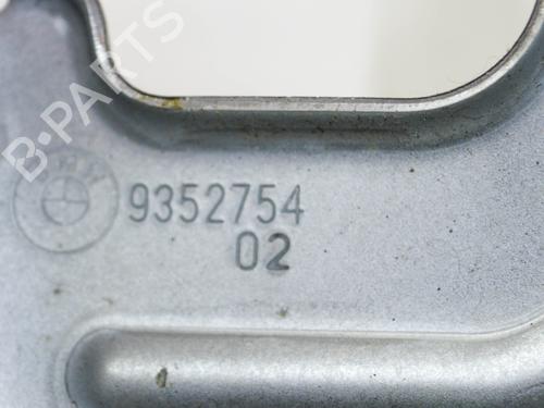 Support BMW 5 (G30, F90) 530 e Plug-in Hybrid | BP16261166C155 