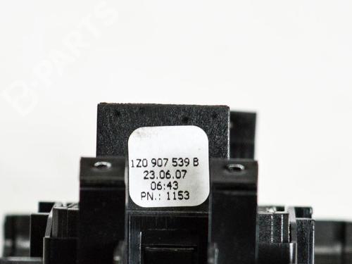 Control unit SKODA OCTAVIA II (1Z3) 1.8 TSI | BP6492250M11 