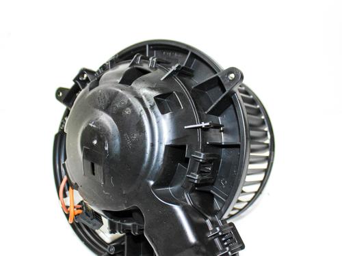 Used Heater blower motor BMW 4 Gran Coupe (F36) 430 i xDrive (252 hp) 23252060