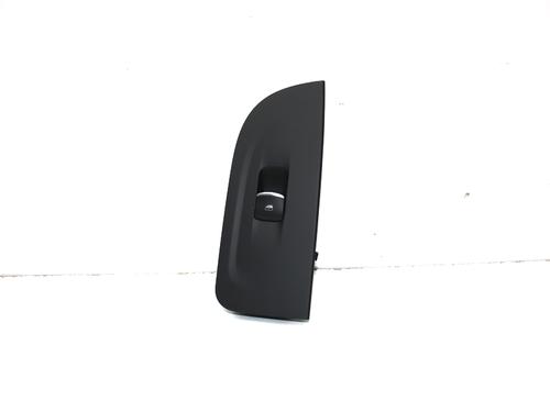 right-front-window-switch-alfa-romeo-giulia-952_-2015-38171427 main image