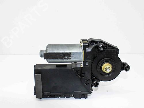 Right rear window motor VW PHAETON (3D1, 3D2, 3D3, 3D4, 3D6, 3D7, 3D8, 3D9) 3.2 V6 | BP20984587E22