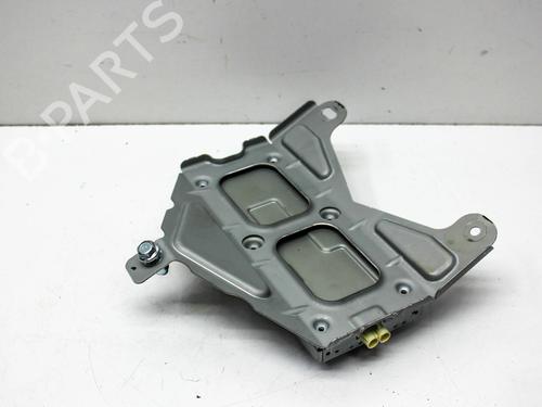 Elektronisk modul TESLA MODEL Y (5YJY) EV Performance All-wheel Drive | BP28823000M83 