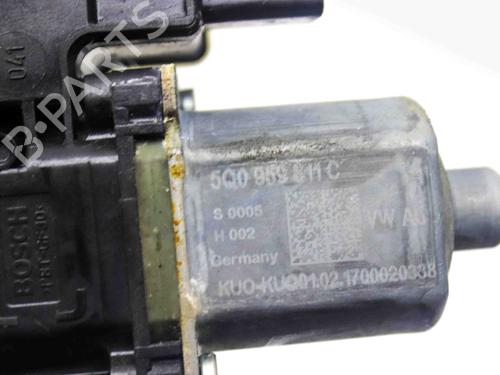 Right front window motor AUDI A5 Convertible (F57, F5E) 2.0 TDI quattro | BP29007867E20 