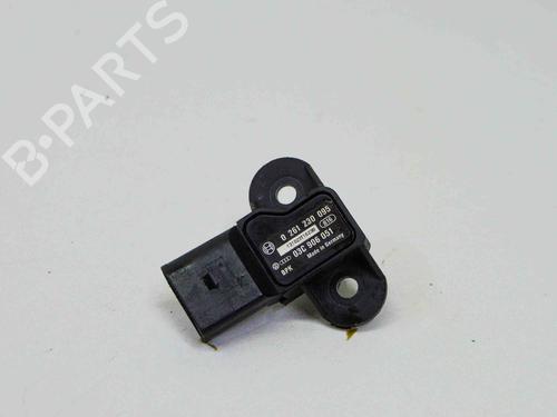 Used Electronic sensor AUDI A4 B8 (8K2) S4 quattro (333 hp) 15084155