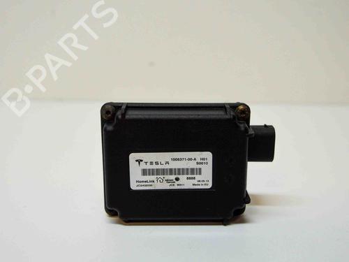 Used Electronic module TESLA MODEL S (5YJS) 85 (367 hp) 13933350