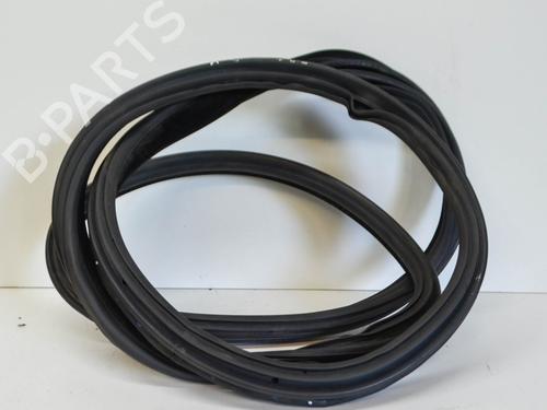 Used Rubber door seal BMW 4 Gran Coupe (F36) 428 i (245 hp) 14674316