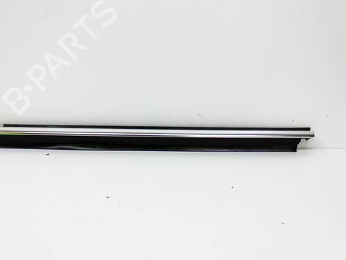Pannello interno posteriore destro BMW 2 Convertible (F23) 228 i (245 hp) 17713906