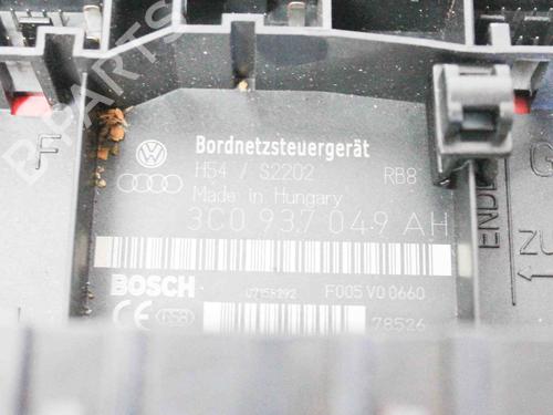 Used Electronic module VW CADDY II MPV (9K9B) 1.6 (75 hp) 7912226